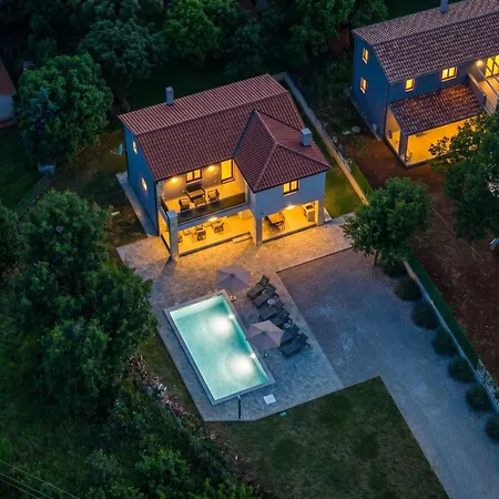 Jan For 6 Persons Near Labin - Rabac With 32 M2 Private Pool & Kids Playground Villa *