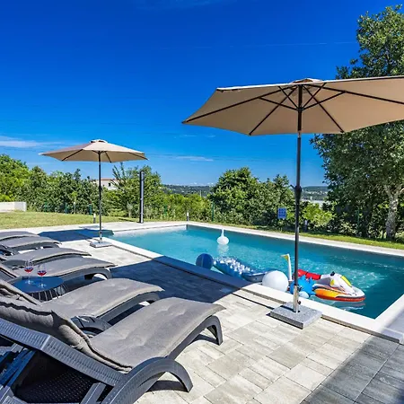 Jan For 6 Persons Near Labin - Rabac With 32 M2 Private Pool & Kids Playground * Sveti Martin