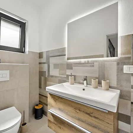 Jan For 6 Persons Near Labin - Rabac With 32 M2 Private Pool & Kids Playground Sveti Martin